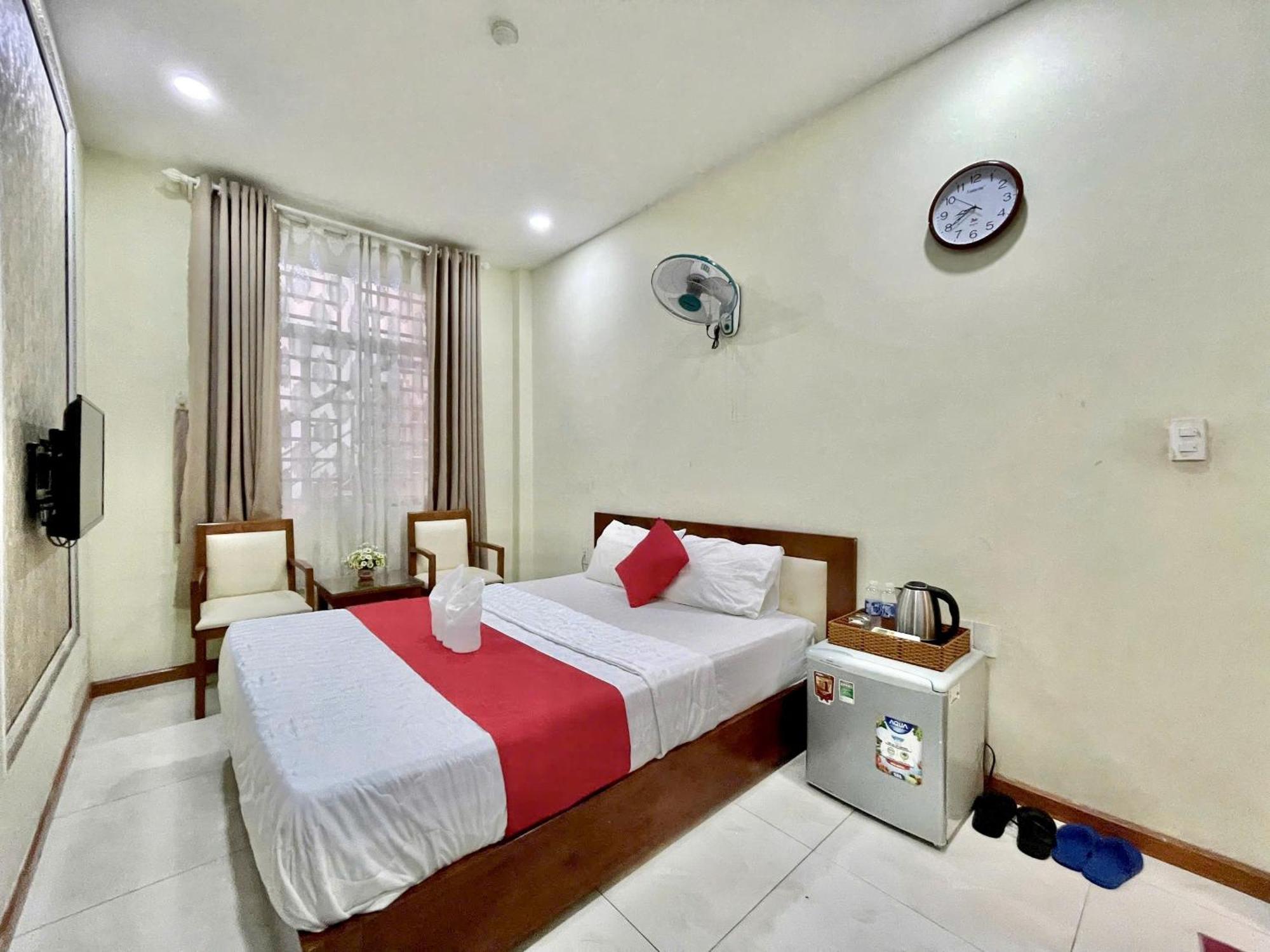 Nhu Y Hotel 胡志明市 外观 照片
