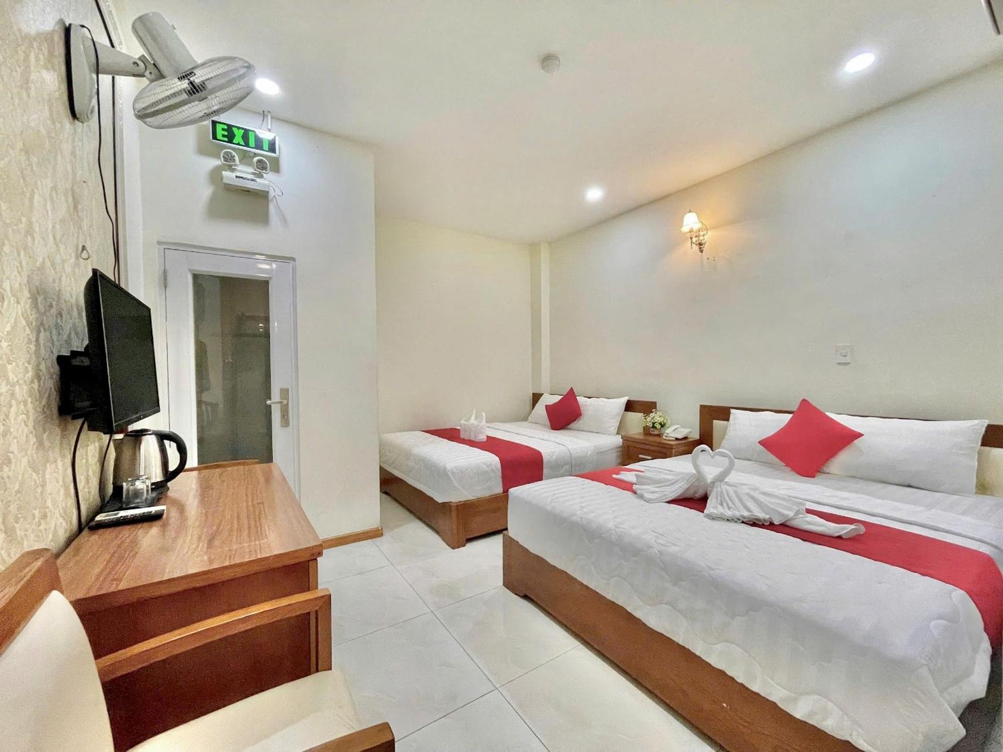 Nhu Y Hotel 胡志明市 外观 照片